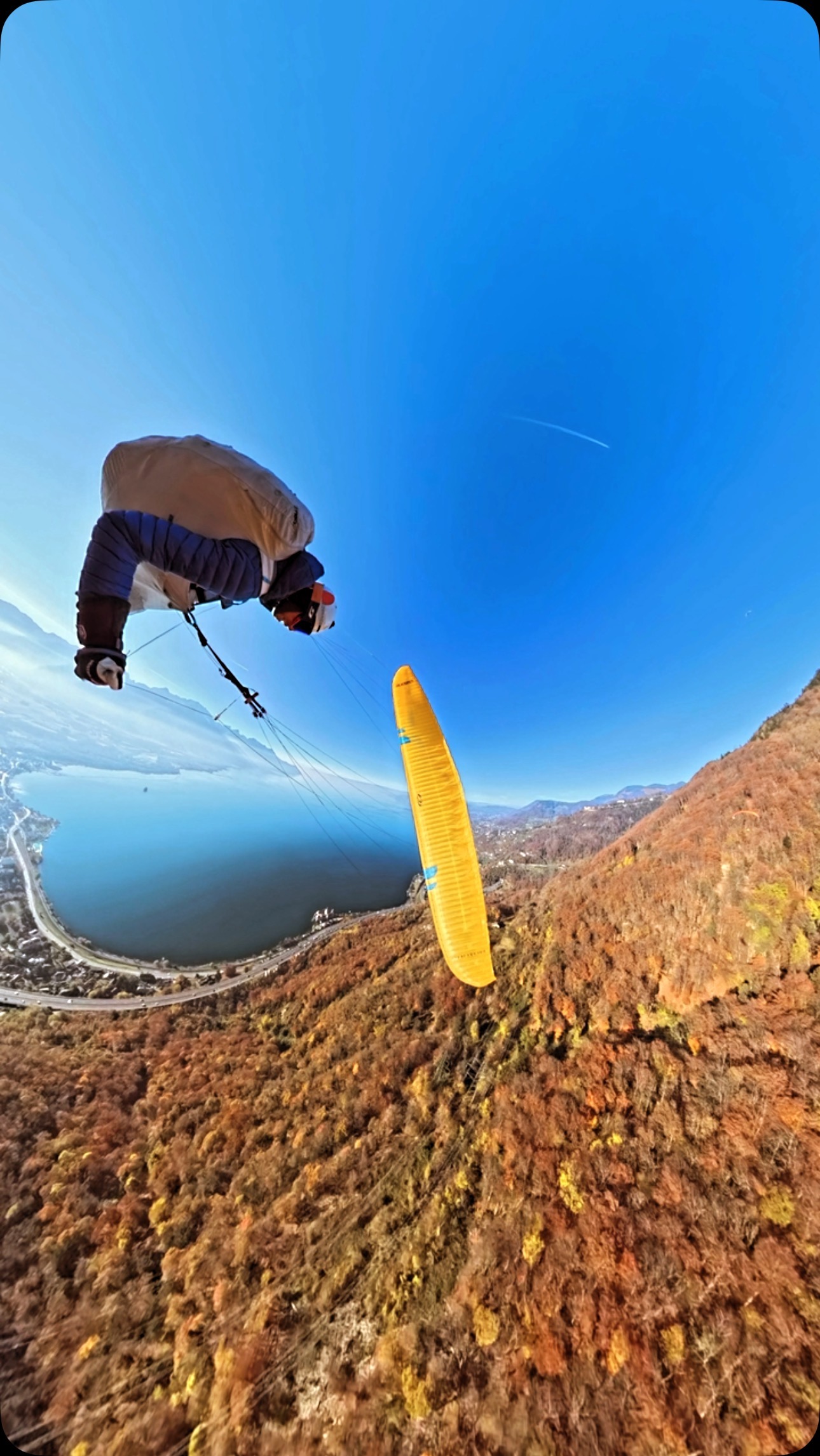 Exploring different angles, testing some video gear—it’s clear we love our job! ;)
#5elementsproduction